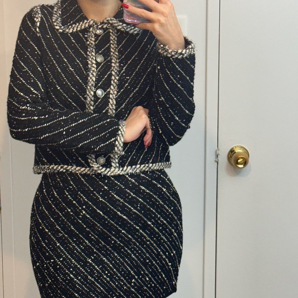 Stylish Tweed Set - Picture 3 of 3